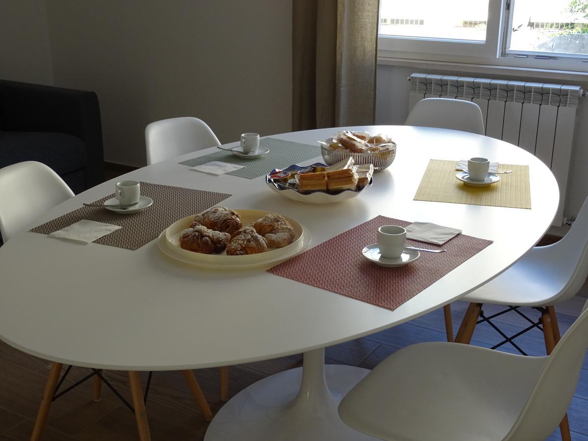 לינה וארוחת בוקר פסקרה Meeting מראה חיצוני תמונה